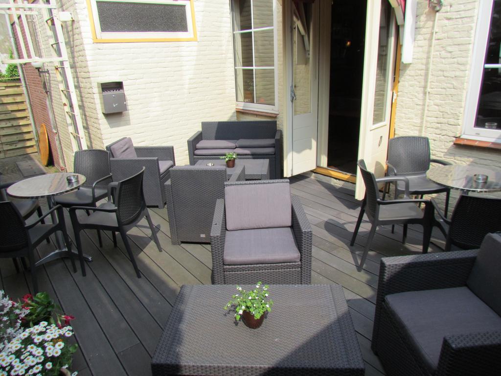 Hotel Cafe Woud Den Helder Bagian luar foto