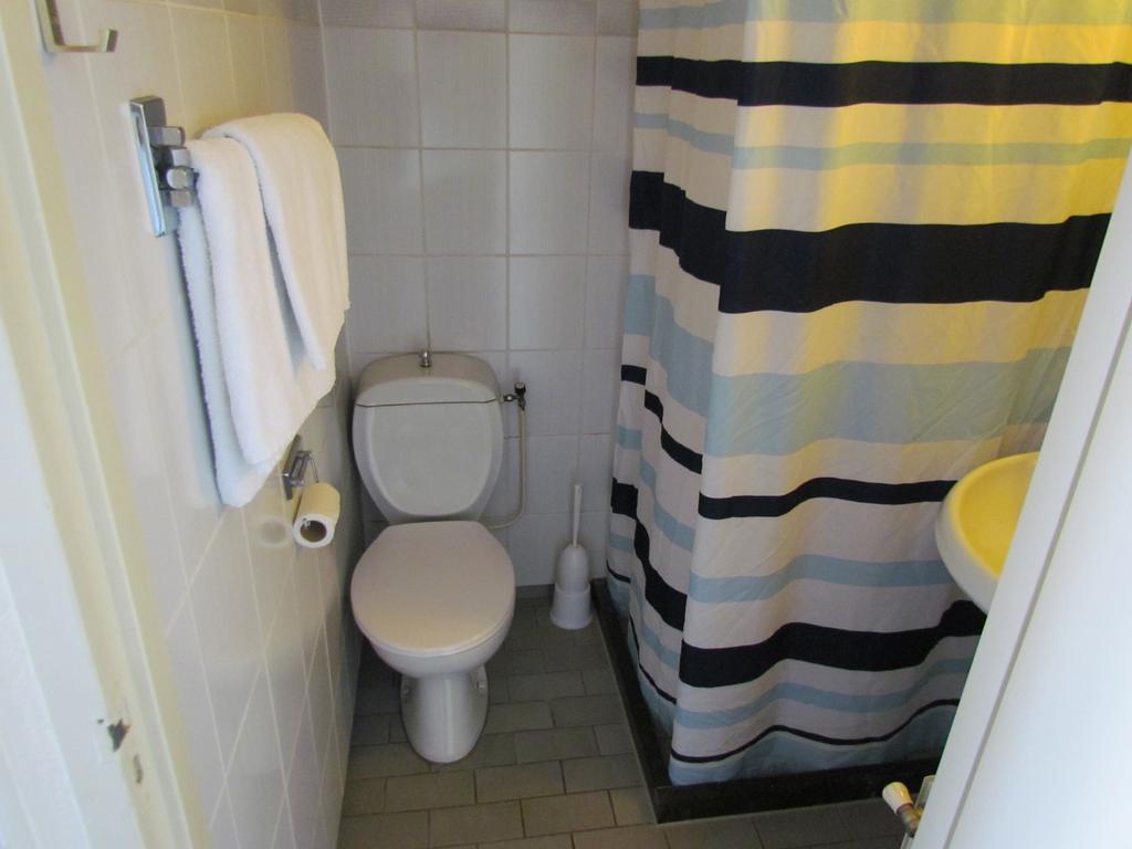 Hotel Cafe Woud Den Helder Ruang foto